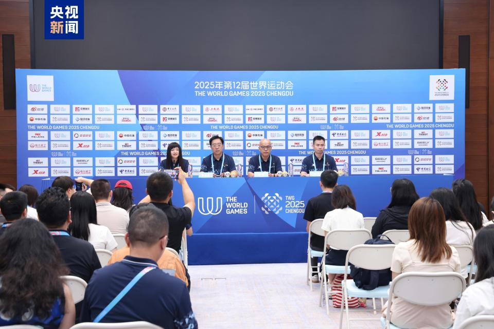 胡吉川, 继上演